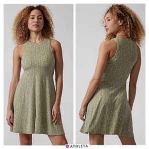 💫NWTS-$90 ATHLETA Santorini Dress L Flattering Curved Empire Waist Stretch